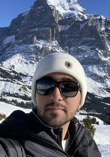 Soy Juan, 23 años, conociéndome para lío de una noche en Madrid