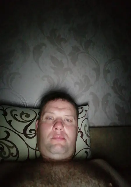 Я Дима, 42, из Чернигова, ищу знакомства без обязательств