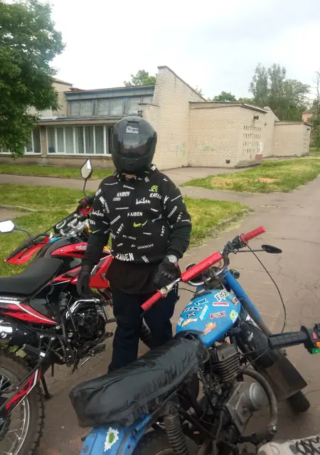 Я Влад, 21 років з Макіївки, шукаю знайомство для спілкування