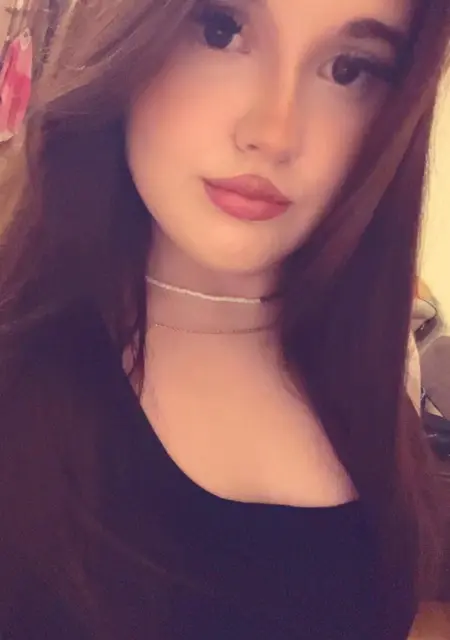 Елизавета з Донецька, мені 18 років, познайомлюсь для вірт