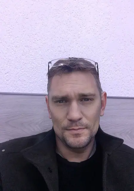 Я Андрей, 42, из Осиповичей, ищу знакомства без обязательств