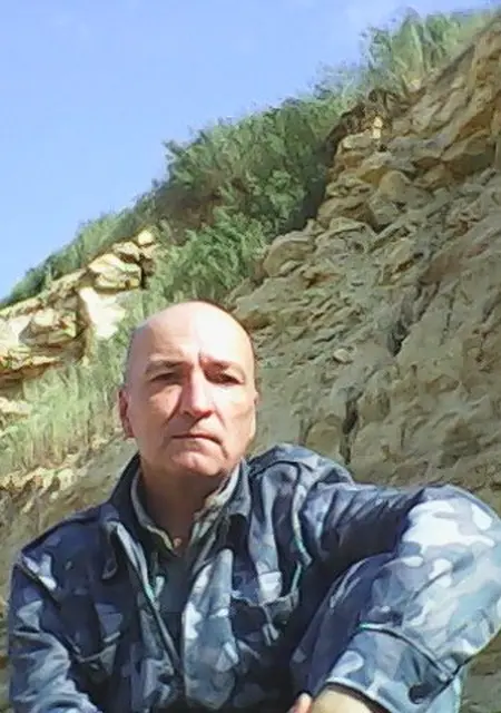 Я Георгий, 56, из Днепра, ищу знакомство для общения