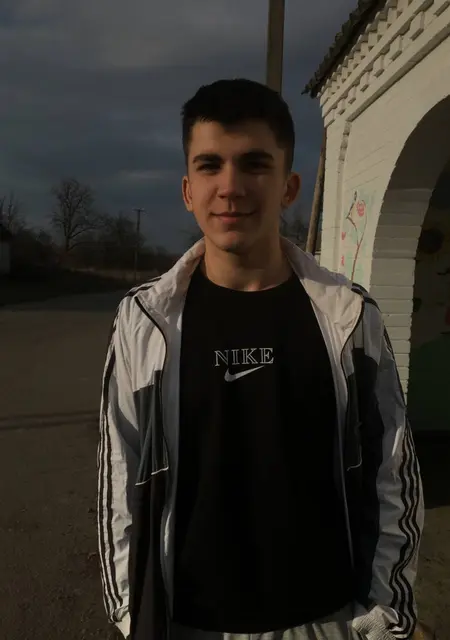 Я Секрет, 20, из Умани, ищу знакомство для открытые отношения