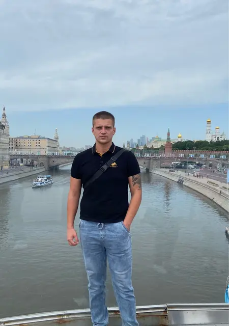 Я Вадим, 35, знакомлюсь для общения в Амстердаме