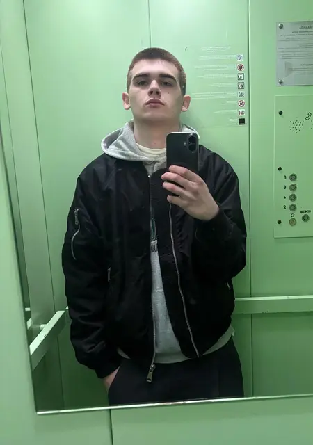 Тимур из Таллина, мне 22, познакомлюсь для дружбы