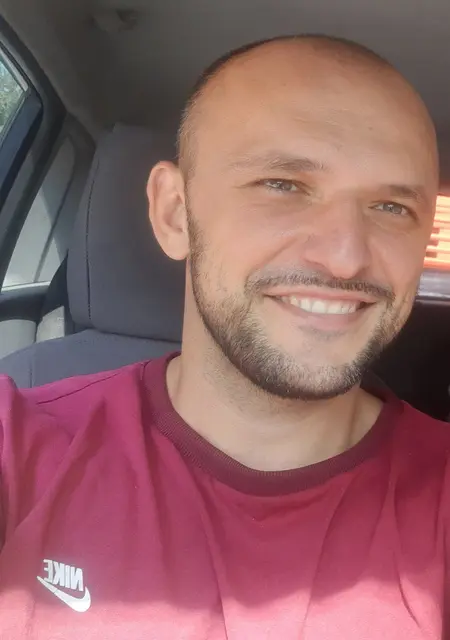 Алексей из Сум, ищу на сайте знакомства без обязательств