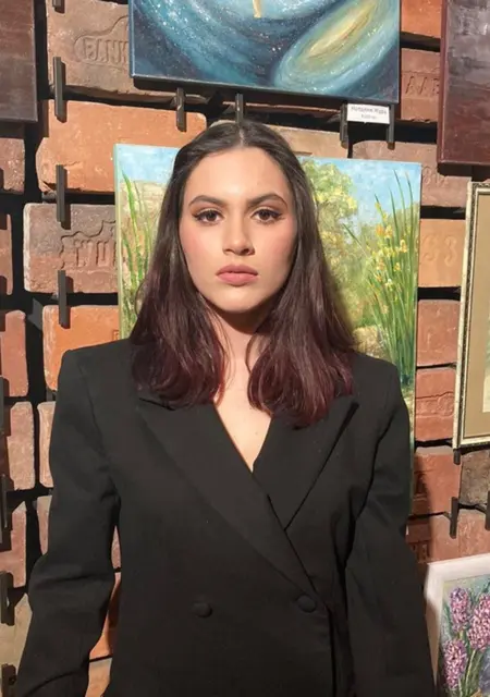 Я Helga, 31 років з Київ, шукаю знайомство для постійні стосунки