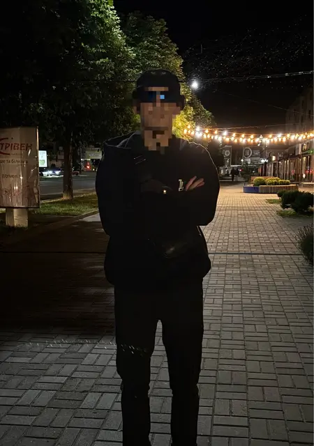 Я Дима, 19, из Черновцов, ищу знакомство для постоянных отношений