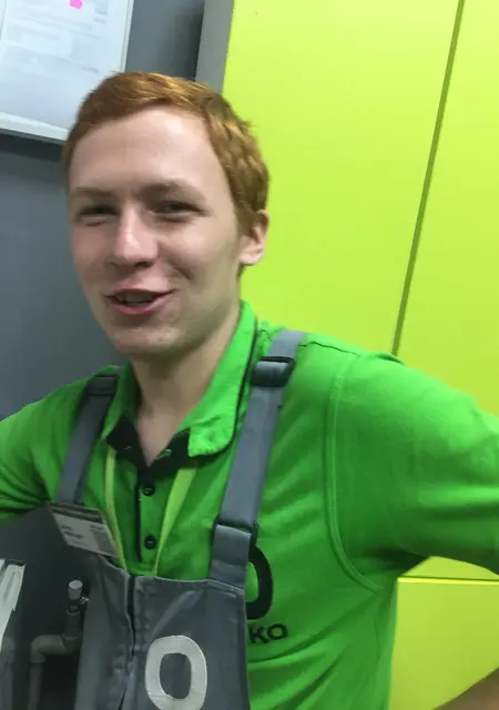 Я Sasha, 21, из Кропивницкого, ищу знакомства без обязательств