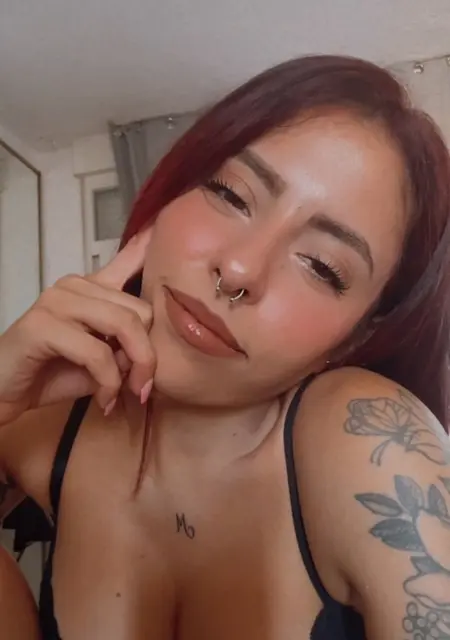 Soy Paola Valentina, 27 años, conociéndome para lío de una noche en Málaga