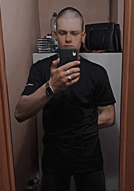 Владислав з Черкас, шукаю на сайті знайомства на одну ніч