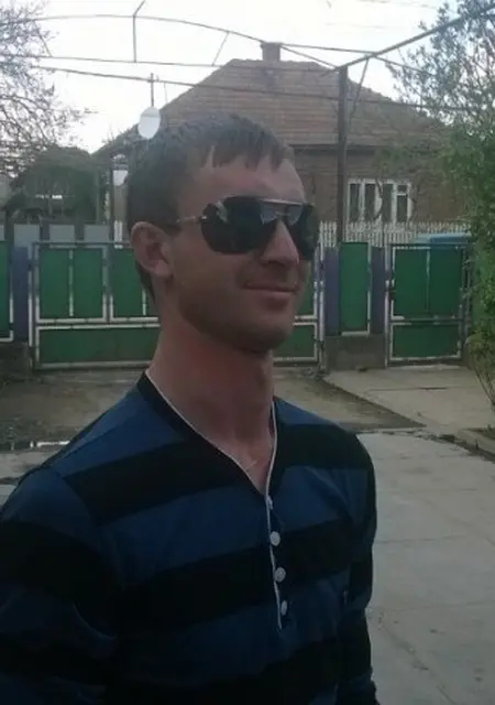 Я Сань, 32, знакомлюсь на одну ночь в Виноградове