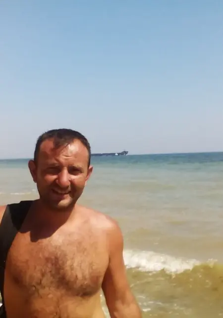 Андрей из Геническа, мне 49, познакомлюсь для общения