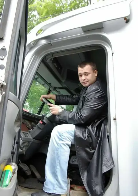 Я Alone, 30, из Минска, ищу знакомство для дружбы