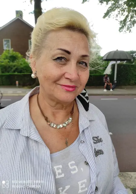 Я Людмила, 60, знакомлюсь для приятного времяпровождения в Днепрянах