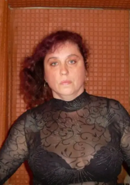 Аня из Луганска, ищу на сайте знакомства без обязательств