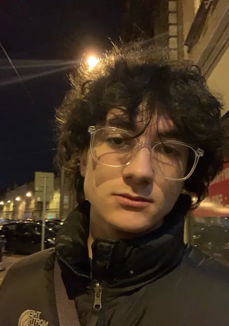 Яків из Прушкув, мне 19, познакомлюсь на одну ночь