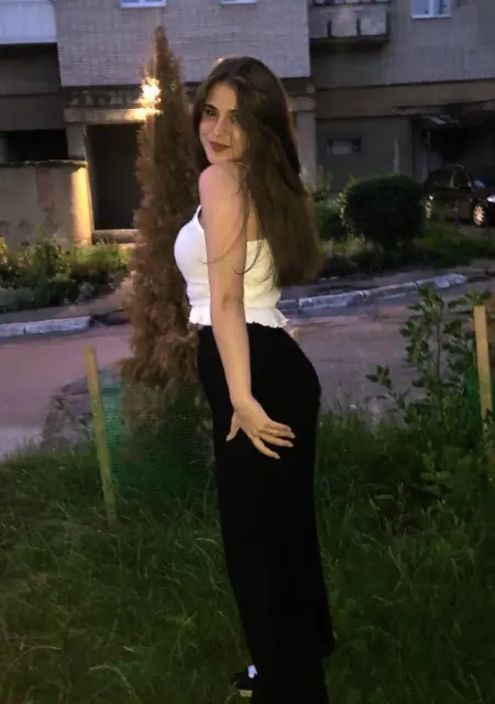 Я Neli, 20 років з Львів, шукаю знайомство для дружбы