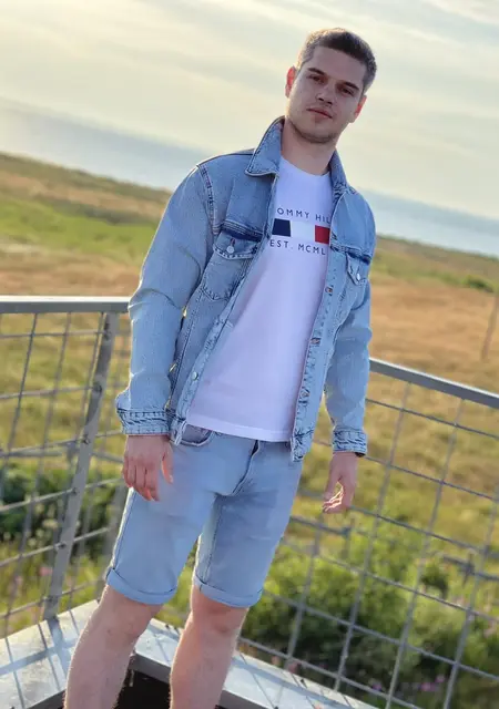 Gregor из Таллина, мне 32, познакомлюсь на одну ночь