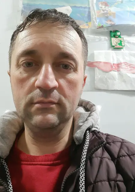 Я Сергей, 48 років, знайомлюсь без зобов'язань у Нікополі