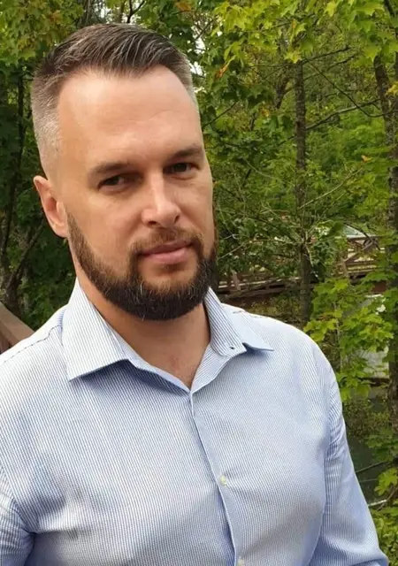 Рома з Києва, мені 42 років, познайомлюсь на одну ніч