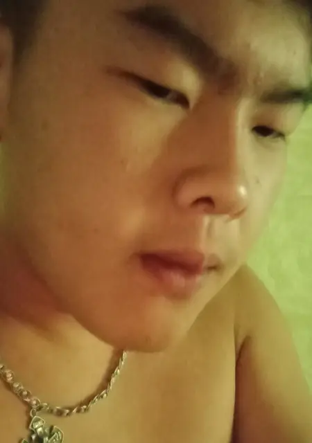 Александр из Синельникова, мне 23, познакомлюсь на одну ночь