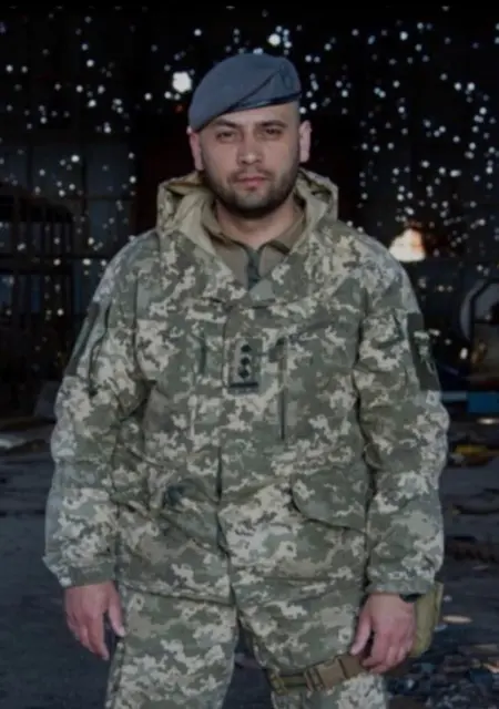 Я Олександер, 40, из Черновцов, ищу знакомство для приятного времяпровождения