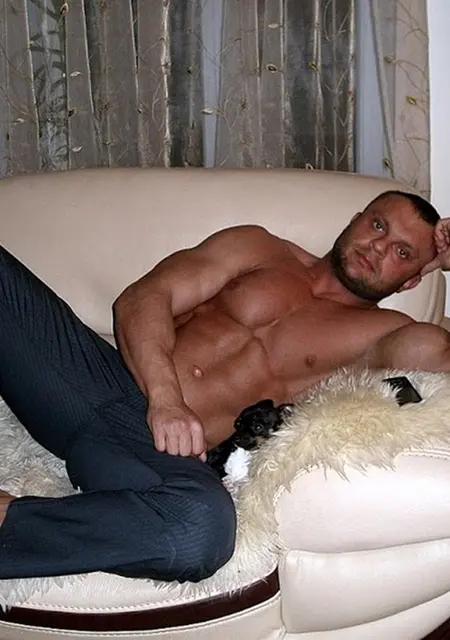 Александр из Днепра, мне 47, познакомлюсь без обязательств