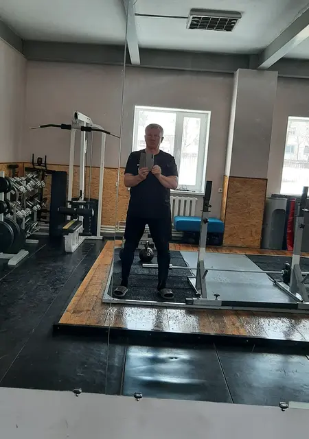 Я Юрий, 52, знакомлюсь для совместных путешествий в Караганде