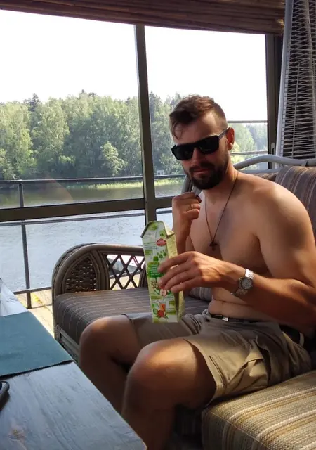 Я Микаэль, 34, из Малаги, ищу знакомства без обязательств