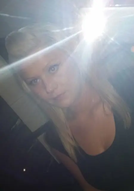 Я Эвелина, 25 років, знайомлюсь для спілкування у Микільське