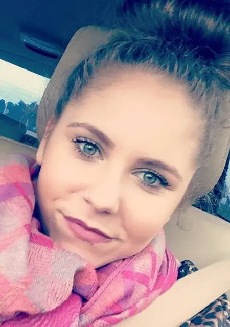 Я Анастасия, 19 років, знайомлюсь для постійних стосунків у Донецьку