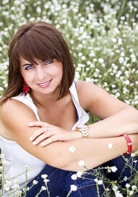 Оксана з Бердянська, мені 27 років, познайомлюсь для спілкування