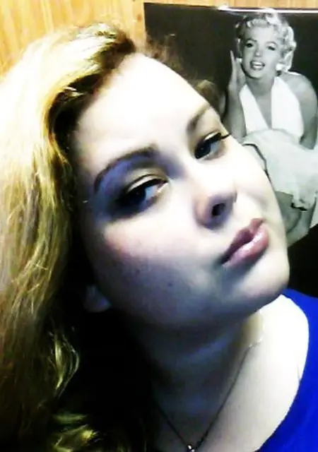 Я Анна, 21, из Черновцов, ищу знакомство для дружбы