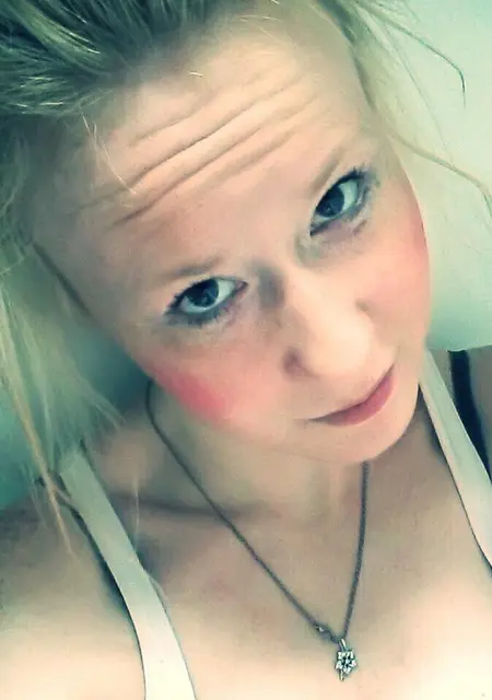 Я Полина, 25, из Черновцов, ищу знакомство для вирта