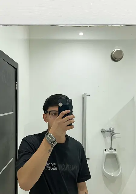 Я Gustavo, 20, знакомлюсь на одну ночь в Рейносе