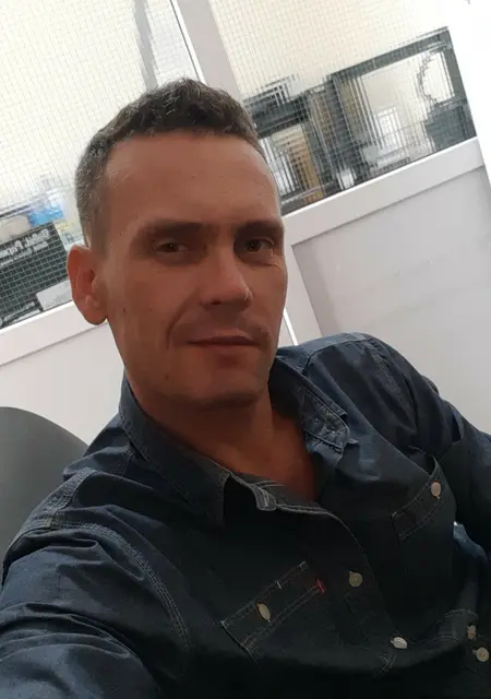 Я Кос, 44, знакомлюсь на одну ночь в Кене