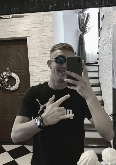 Я Марко, 20 років, знайомлюсь для дружби у Києві