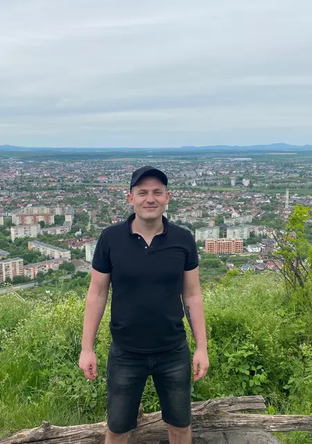 Artur з Мукачево, мені 27 років, познайомлюсь на одну ніч