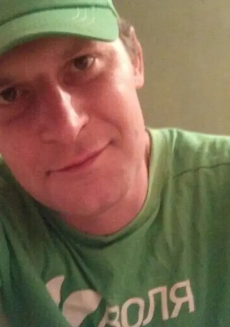 Влад из Тернополя, мне 45, познакомлюсь для постоянных отношений