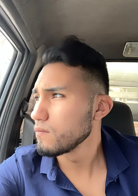 Richard из Плая-дель-кармена, мне 25, познакомлюсь для приятного времяпровождения