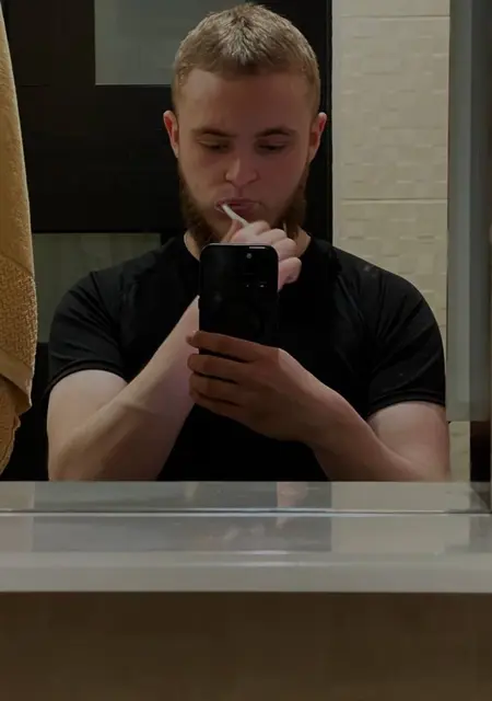 Roma з Ужгород, шукаю на сайті приємне проведення часу