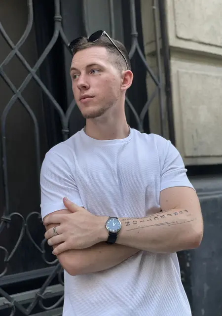 Я Діма, 26, из Львова, ищу знакомство для приятного времяпровождения