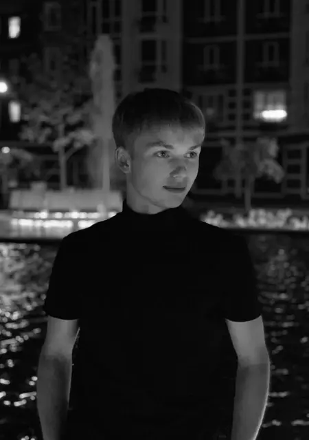 Я Никита, 19 років, знайомлюсь без зобов'язань у Харкові