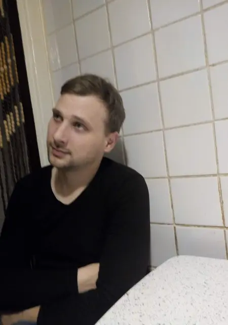 Vladimir из Житомира, мне 35, познакомлюсь для приятного времяпровождения