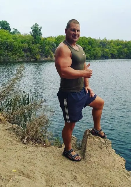 Серж из Смелы, мне 34, познакомлюсь без обязательств