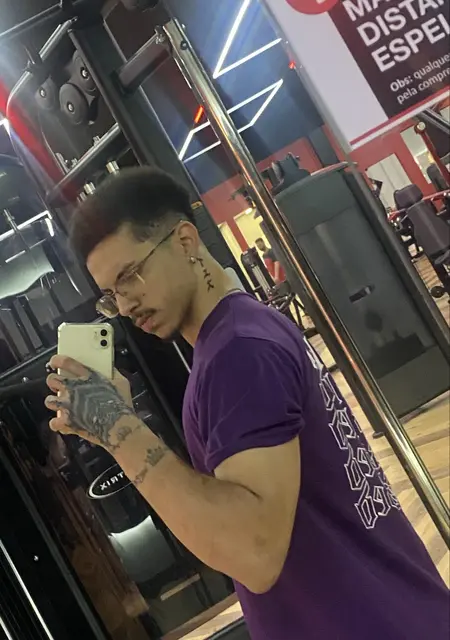 Rafael из Бертиога, мне 22, познакомлюсь на одну ночь