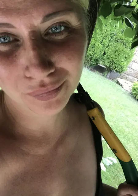 Алла из Одессы, мне 42, познакомлюсь для открытые отношения