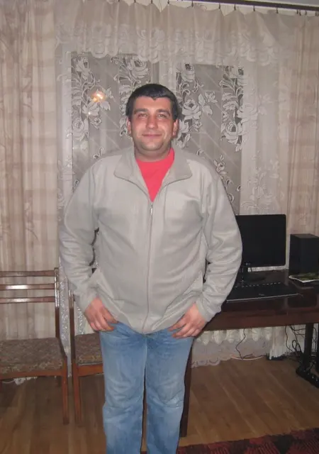 Виталий из Сум, ищу на сайте постоянные отношения