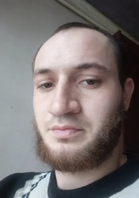 Я Maksim, 31 років з Одеси, шукаю знайомство для постійних стосунків